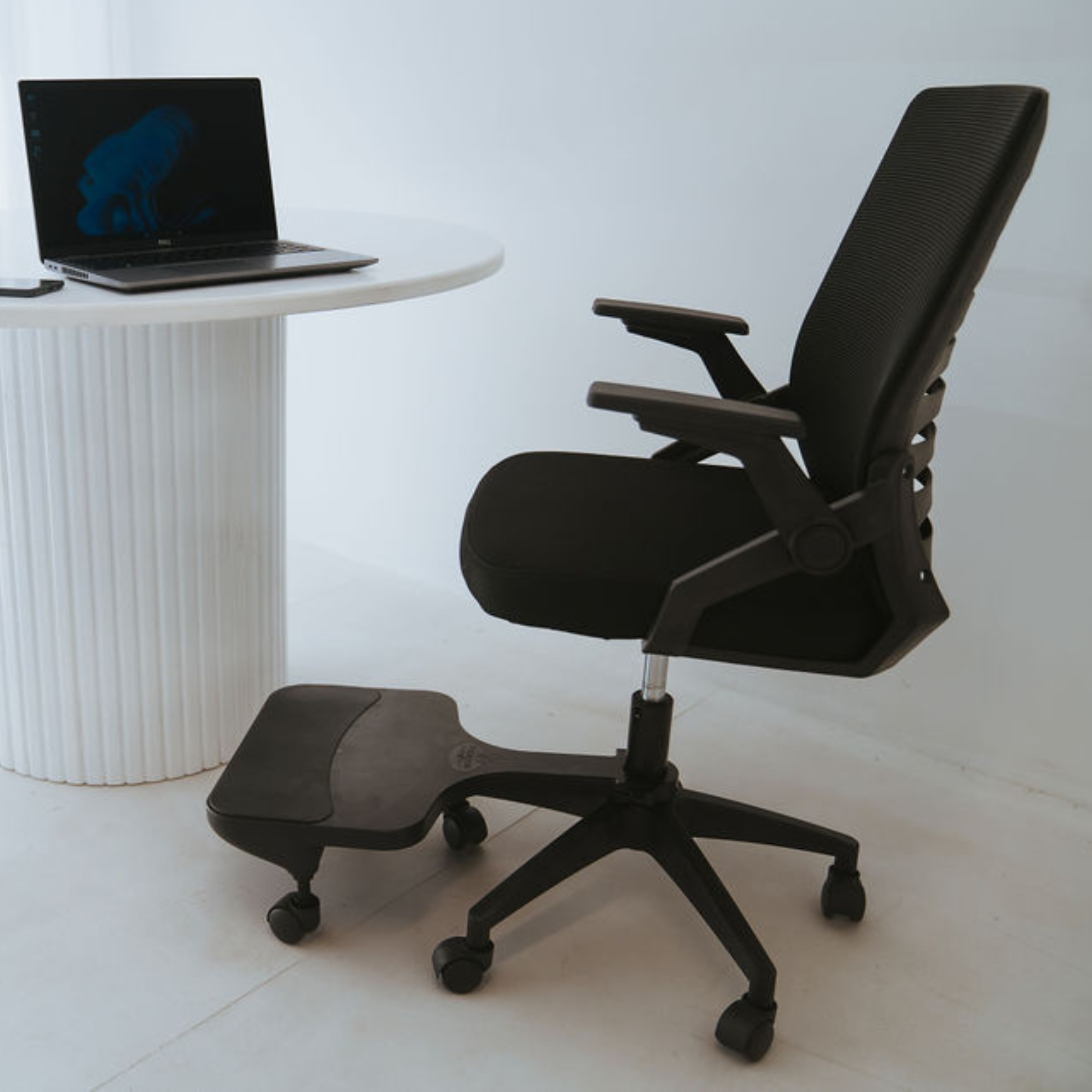 Support Local, Support Your Back: The Benefits of an Aussie-Made Footrest